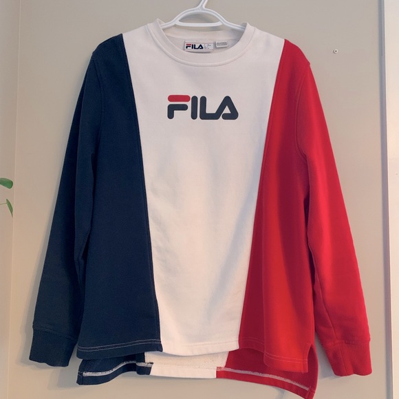 Vintage Fila sweater - great condition. No stains on the white section! - Picture 1 of 2